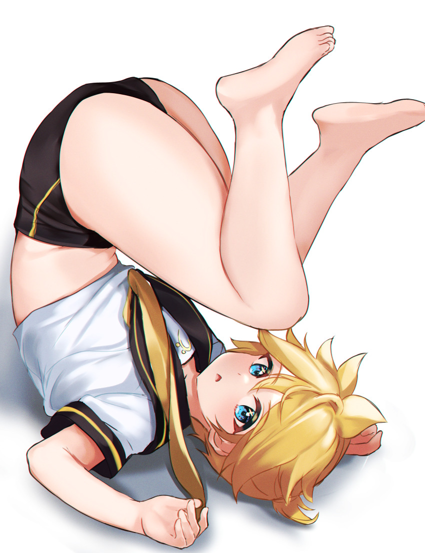 1boy absurdres ass barefoot blonde_hair blue_eyes buruma crossdressing crossdressing_(mtf) gym_uniform highres kagamine_len legs legs_up male_focus shirt shota solo solo_focus thick_thighs thighs trap upside-down vocaloid white_background yuutocola_(artist)