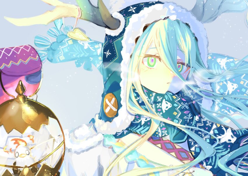 1girl @_@ absurdres antler_ornament antlers antlers_through_headwear beanie bird blue_eyes blue_hat blue_scarf blush breath fate/grand_order fate_(series) fur-trimmed_headwear fur_trim green_eyes grey_background hair_between_eyes hat henatyoko_desu highres holding_lamp horns long_hair louhi_(fate) louhi_(second_ascension)_(fate) mittens multicolored_eyes parted_lips purple_eyes purple_mittens scarf simple_background snowing solo steam upper_body winter winter_clothes yellow_eyes