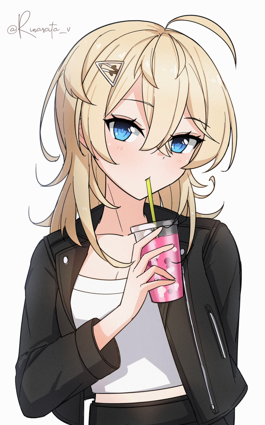 1girl ahoge alternate_costume aticsanir black_jacket blonde_hair blue_eyes breasts drinking_straw hair_between_eyes hair_ornament hairclip highres jacket kantai_collection looking_at_viewer medium_breasts one-hour_drawing_challenge shirt simple_background solo tumbler tuscaloosa_(kancolle) twitter_username upper_body white_background white_shirt