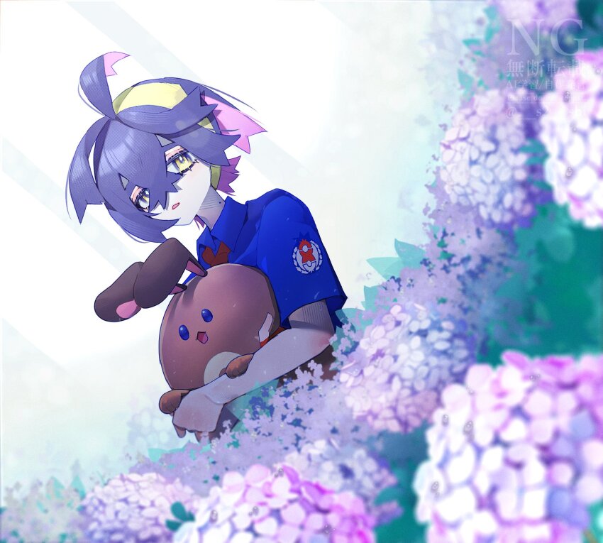 1boy blue_shirt bush collared_shirt commentary_request crossed_bangs flower gen_2_pokemon hair_between_eyes hairband highres holding holding_pokemon hydrangea kieran_(pokemon) looking_at_viewer male_focus multicolored_hair nintendo open_mouth parted_lips pink_flower pokemon pokemon_(creature) pokemon_sv purple_flower purple_hair sentret shinonome_(delus1on) shirt short_sleeves upper_body yellow_eyes yellow_hairband