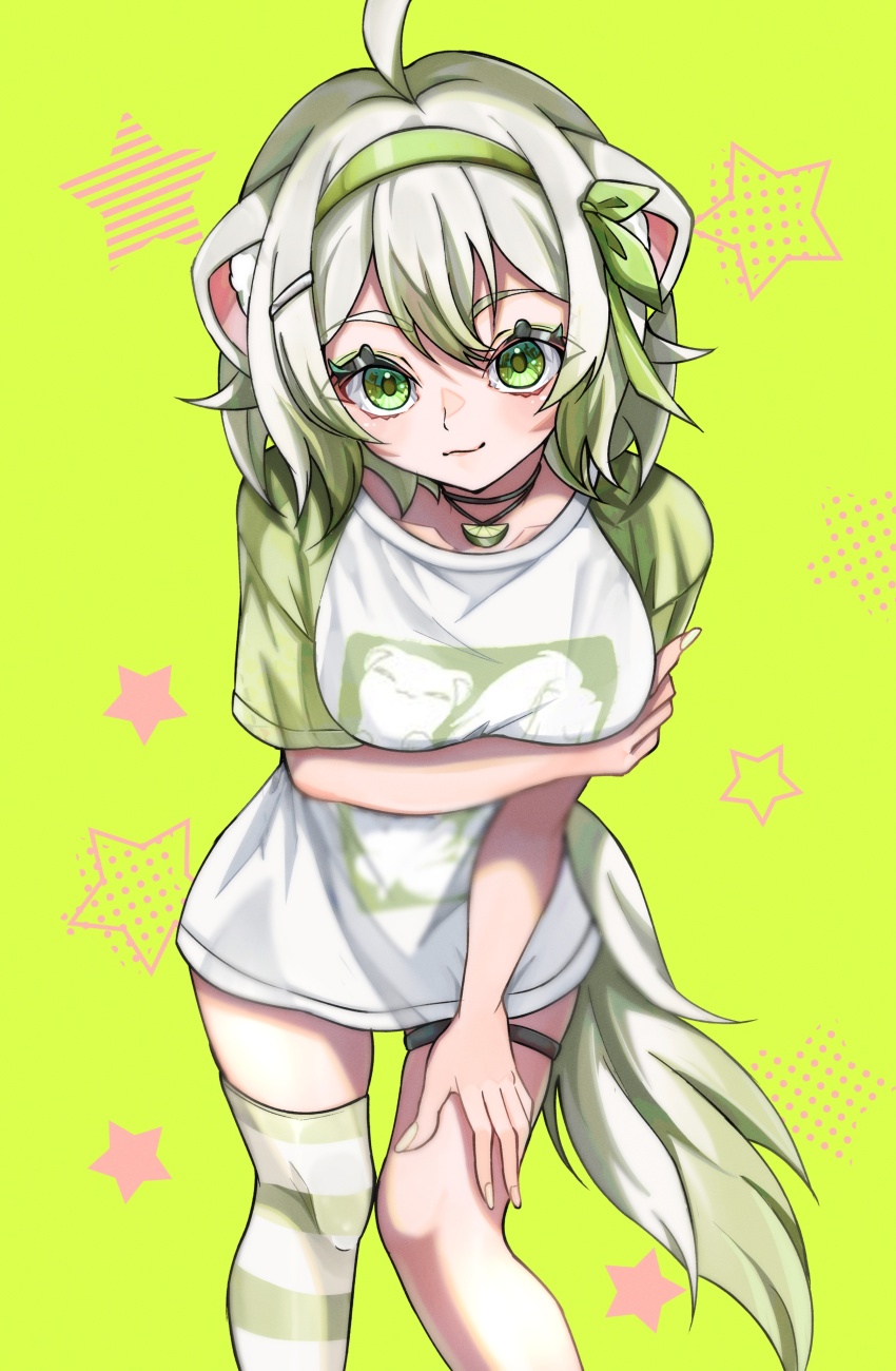 1girl absurdres ahoge animal_ears asymmetrical_legwear ben-day_dots bob_cut eyelashes ferret ferret_ears ferret_girl ferret_tail gradient_hair gradient_tail green_eyes green_hair green_shirt green_tail gummy_candy_93 hair_between_eyes highres indie_virtual_youtuber laimu_(vtuber) laimu_(vtuber)_(cozy) mismatched_legwear multicolored_hair multicolored_shirt multicolored_tail no_pants screentones shirt short_hair simple_background single_thighhigh skindentation t-shirt tail thighhighs thighs two-tone_hair two-tone_tail vinesauce virtual_youtuber white_hair white_shirt white_tail