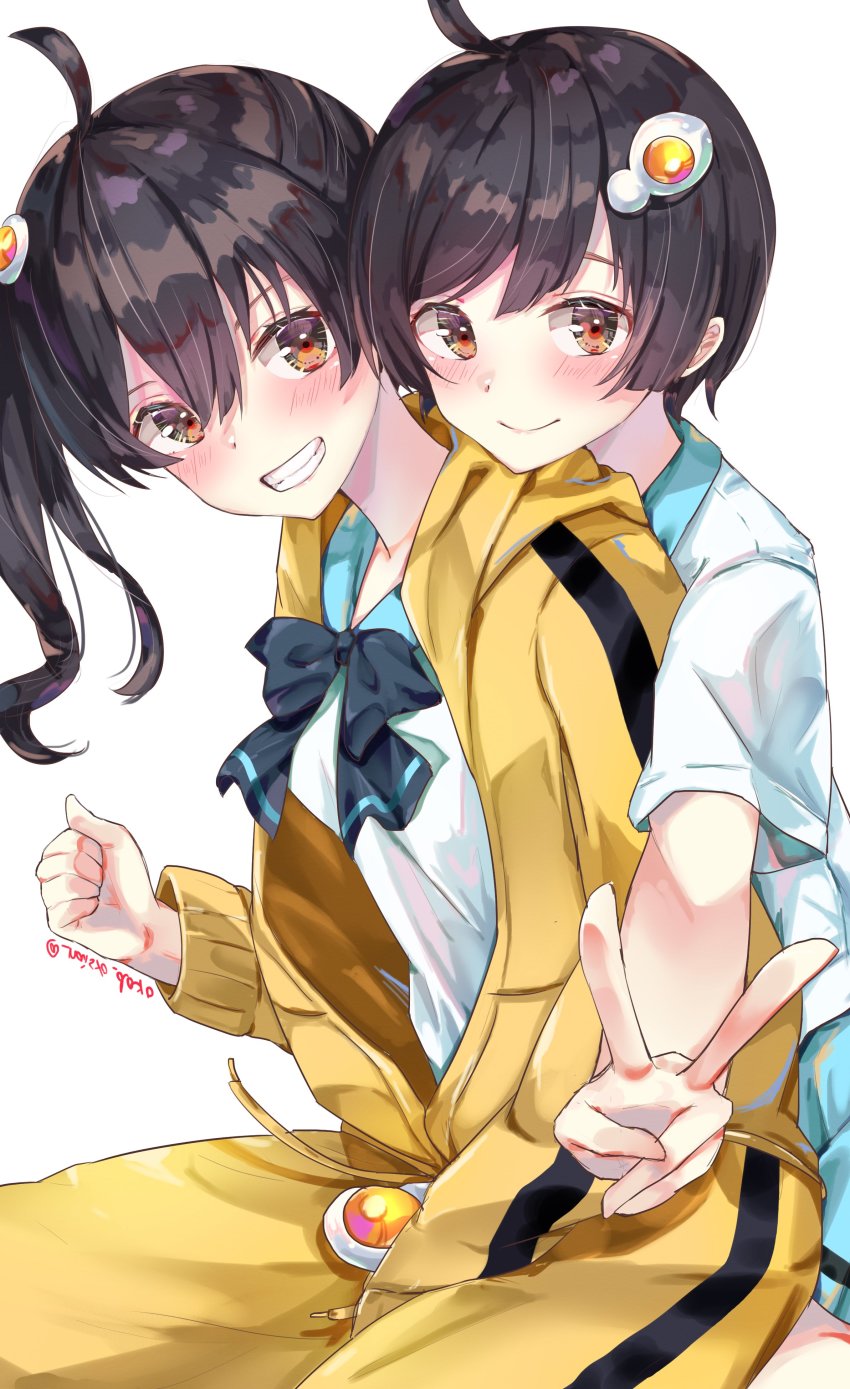 2girls absurdres aqua_neckwear aqua_sailor_collar aqua_skirt araragi_karen araragi_tsukihi artist_name black_hair blush bow bowtie breasts brown_eyes clenched_hand commentary dress_shirt egg_hair_ornament food-themed_hair_ornament foreshortening grin hair_between_eyes hair_ornament hand_on_lap head_on_another&#039;s_shoulder head_rest highres hug hug_from_behind jacket long_hair monogatari_(series) multiple_girls pants sailor_collar school_uniform serafuku shirt short_hair short_sleeves siblings side_ponytail sisters sitting skirt small_breasts smile striped_clothes striped_jacket striped_pants track_pants track_suit tsuganoki_second_junior_high_school_uniform twitter_username v white_shirt yellow_jacket yellow_pants yuunamida_uyu
