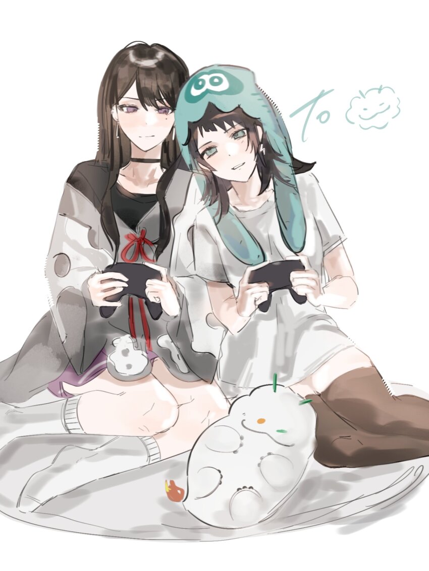 2girls bang_dream! bang_dream!_it&#039;s_mygo!!!!! black_choker black_hair black_thighhighs blue_eyes choker controller earrings feiyu30903448 game_controller highres holding holding_controller holding_game_controller jewelry long_hair medium_hair mole mole_under_eye multiple_girls no_shoes open_mouth red_ribbon ribbon shiina_taki shirt short_sleeves socks thighhighs white_shirt white_socks yahata_umiri
