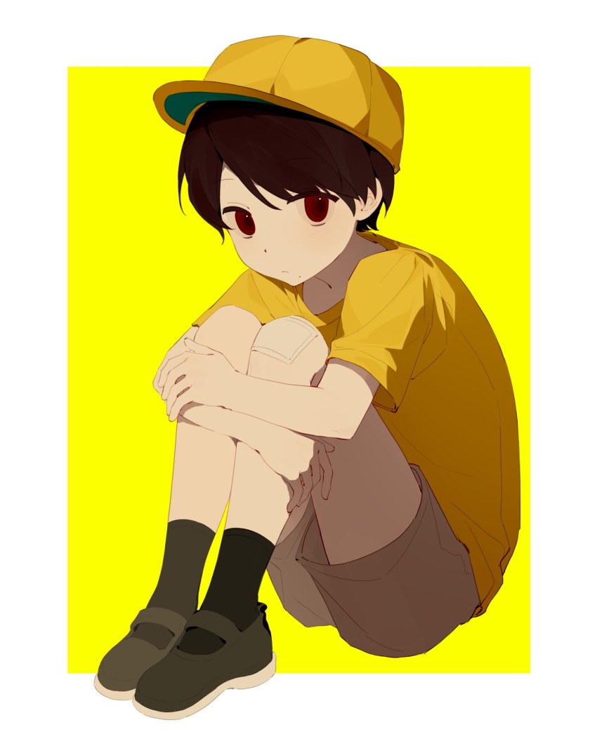 1boy absurdres bandage_on_knee baseball_cap black_hair black_shoes black_socks chinese_commentary closed_mouth commentary_request grey_shorts hat highres kadota_hiromi kamen_rider kamen_rider_revice male_focus mole mole_under_mouth red_eyes shirt shoes short_hair short_sleeves shorts sitting socks t-shirt v0veiling yellow_hat yellow_shirt