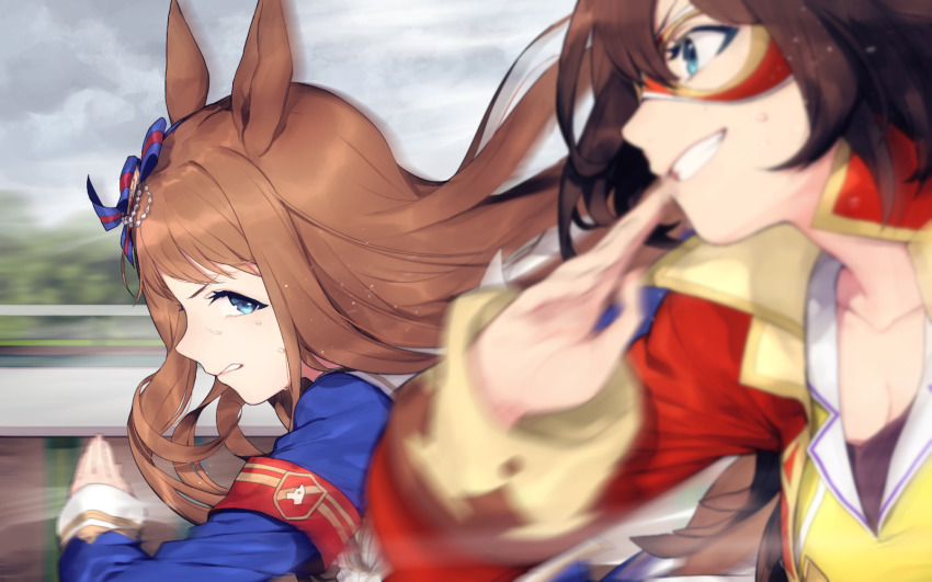 2girls animal_ears armband blue_bow blue_eyes blue_jacket bow breasts brown_hair cleavage commentary_request domino_mask el_condor_pasa_(umamusume) grass_wonder_(umamusume) grin hair_bow highres hitoto horse_ears horse_girl jacket long_hair long_sleeves mask motion_blur multiple_girls racing running smile sweat umamusume