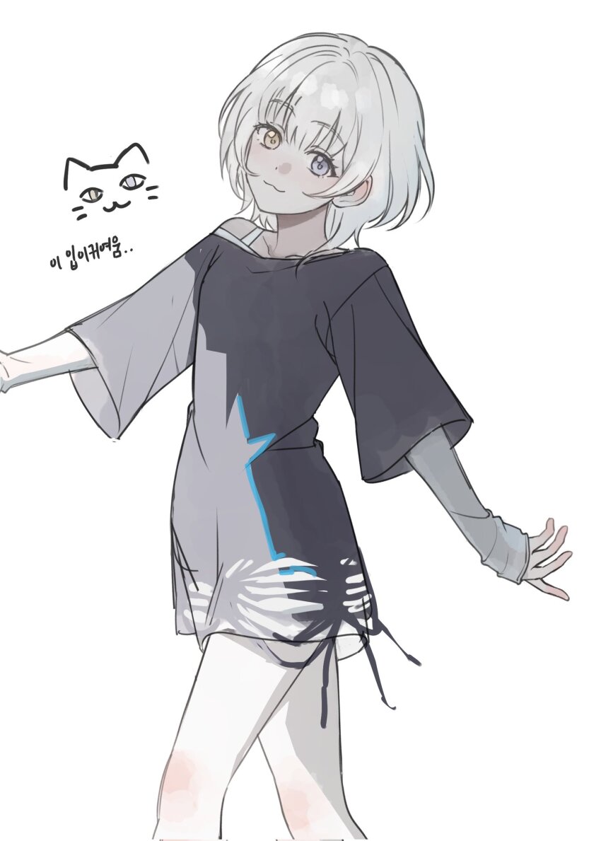 1girl :3 bang_dream! bang_dream!_it&#039;s_mygo!!!!! black_shirt blue_eyes commentary heterochromia highres kaname_raana korean_text layered_sleeves long_sleeves mygogogo11111 raana_the_cat shirt short_hair short_over_long_sleeves short_sleeves simple_background solo symbol-only_commentary translation_request white_background white_hair white_shirt yellow_eyes