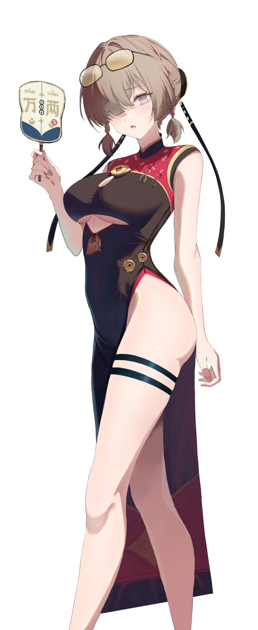 1girl absurdres ahoge black_dress blonde_hair china_dress chinese_clothes clothing_cutout dress eyewear_on_head hair_over_one_eye hand_fan highres holding holding_fan looking_at_viewer natsume_mo_yu parted_lips purple_eyes sweety_(zenless_zone_zero) thigh_strap tinted_eyewear tuanshan underboob_cutout white_background yellow-tinted_eyewear zenless_zone_zero