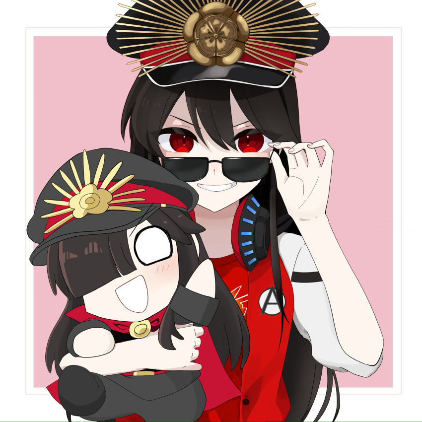 1girl black_hair chibi fate/grand_order fate_(series) hat headphones highres holding mini_nobu_(fate) oda_nobunaga_(fate) oda_nobunaga_(swimsuit_berserker)_(fate) oda_nobunaga_(swimsuit_berserker)_(first_ascension)_(fate) red_eyes simple_background smile sunglasses