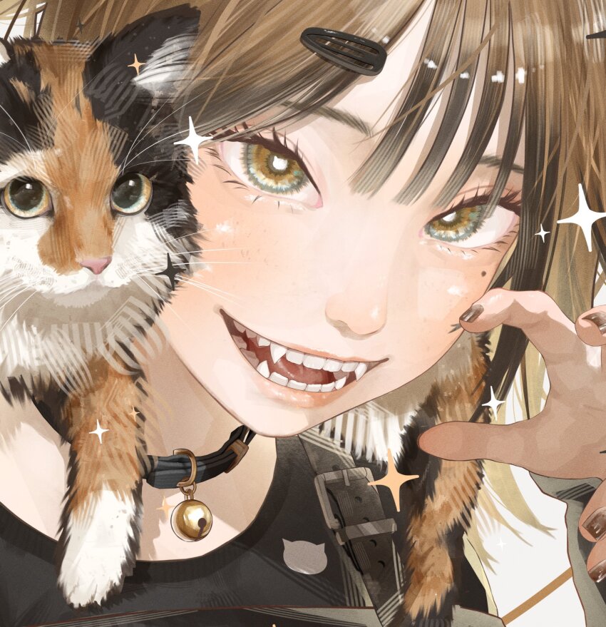 1girl animal animal_on_shoulder bell belt belt_buckle belt_collar black_belt black_nails black_shirt blunt_bangs bright_pupils brown_eyes brown_hair buckle calico cat cat_on_shoulder claw_pose collar eyelashes eyeshadow fangs gradient_hair hair_ornament hairclip happy highres lips long_hair long_sleeves makeup mole mole_under_eye multicolored_hair nail_polish neck_bell noranucoo open_mouth original pink_eyeshadow pink_lips shirt shoulder_belt simple_background sleeves_past_wrists smile solo sparkle teeth thick_eyebrows upper_body white_background white_pupils