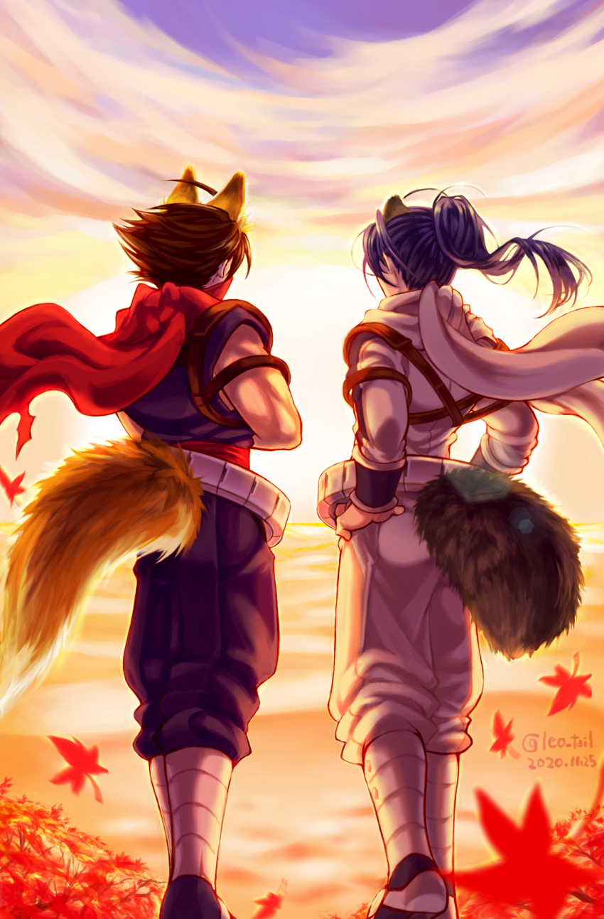 2boys ahoge animal_ears blue_hair brown_hair crossed_arms dated fox_boy fox_ears fox_tail from_behind hands_on_own_hips highres horizon leaf leo_tail long_hair male_focus maple_leaf mask mouth_mask multiple_boys raccoon_boy raccoon_ears raccoon_tail red_mask red_scarf scarf short_hair strider_(video_game) strider_hien strider_hiryuu tail twitter_username white_scarf