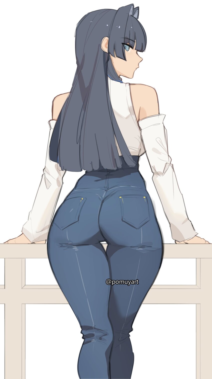 1girl absurdres ass bare_shoulders blue_eyes blue_hair blunt_bangs denim high-waist_pants highres jeans long_hair looking_at_viewer looking_back ouro_kronii ouro_kronii_(casual) pants pomuya solo thigh_gap thighs
