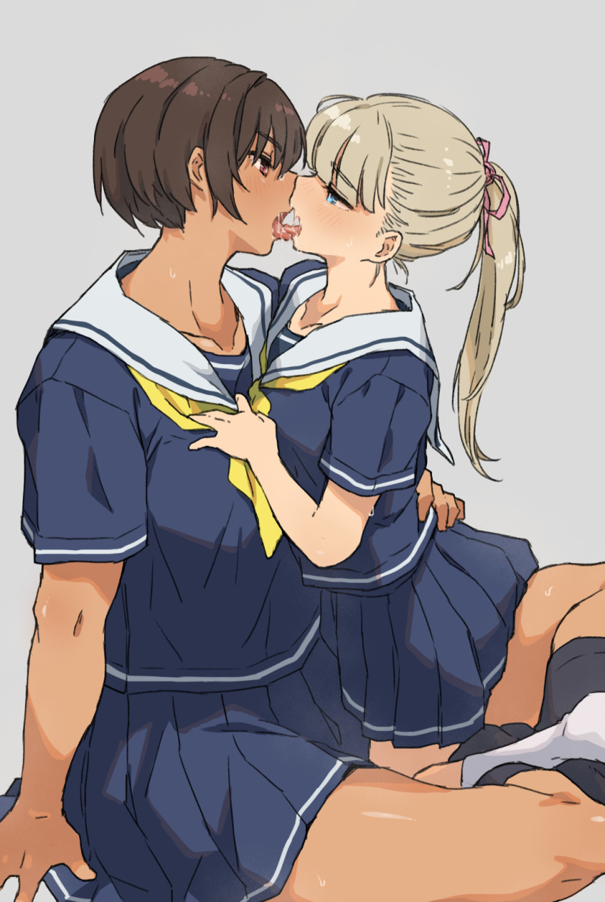 2girls blonde_hair brown_hair dark-skinned_female dark_skin eye_contact french_kiss grey_background highres kei_(m_k) kiss long_hair looking_at_another m_k multiple_girls neckerchief open_mouth original pleated_skirt rika_(m_k) saliva school_uniform serafuku short_hair short_sleeves simple_background skirt thighs tomboy tongue tongue_out yellow_neckerchief yuri