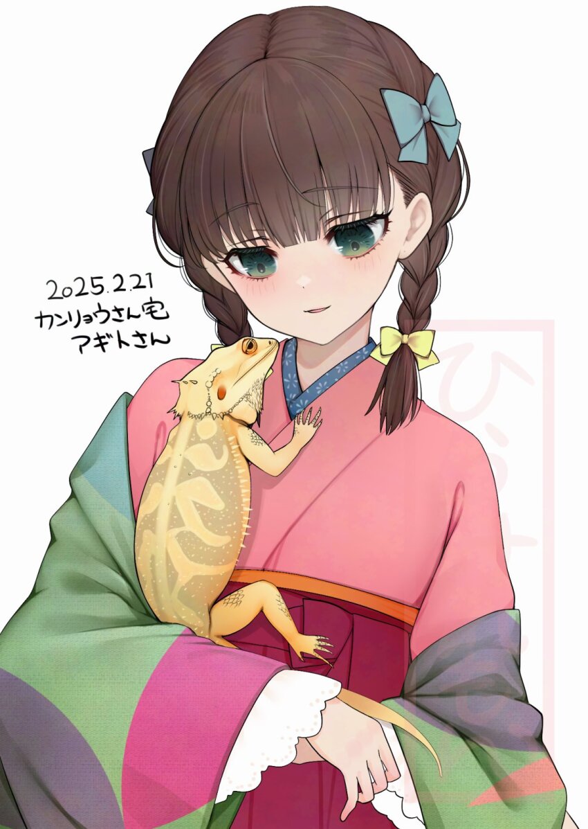 1girl blush bow braid brown_hair green_eyes hair_bow highres idolmaster idolmaster_cinderella_girls iguana japanese_clothes kimono light_smile parted_lips pink_kimono sakuma_mayu saltylemontea short_hair solo translation_request twin_braids upper_body