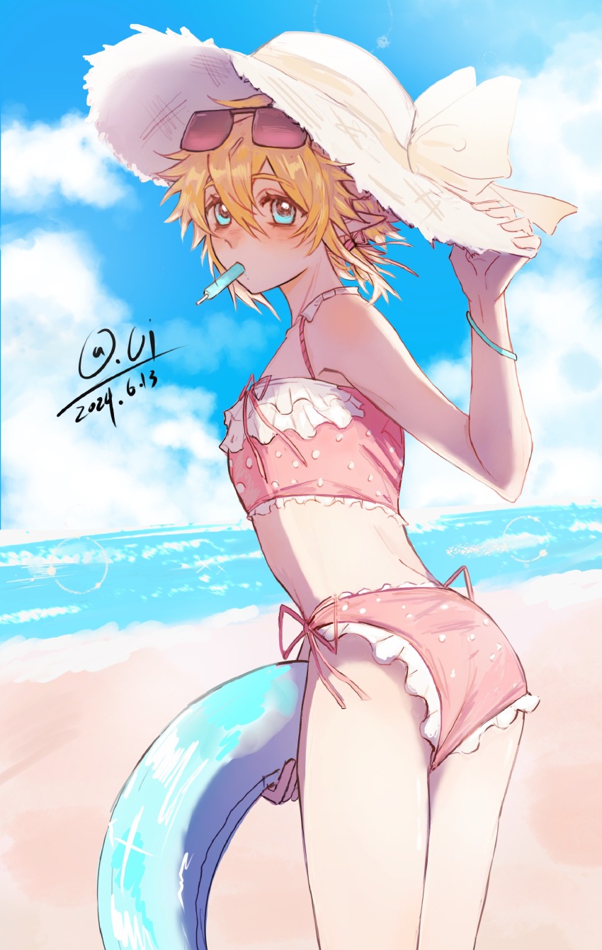 1boy absurdres alternate_costume aotu_world artist_name ass beach bikini blonde_hair blue_eyes blue_sky blush bracelet cloud crossdressing dated day eyewear_on_head food food_in_mouth frilled_bikini frills hair_between_eyes hat highres holding innertube jewelry king_(aotu_world) looking_at_viewer looking_back male_focus mouth_hold ocean outdoors pink_bikini plutoray pointy_ears polka_dot polka_dot_bikini popsicle short_hair sky solo summer sun_hat sunglasses swim_ring swimsuit trap