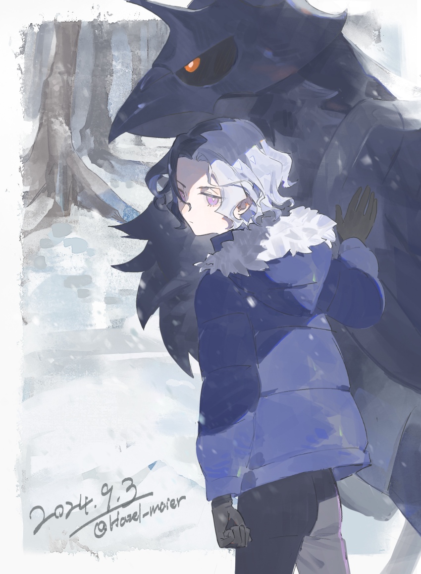 1boy absurdres amethio_(pokemon) black_pants border bright_pupils closed_mouth commentary_request corviknight dated day fur-trimmed_hood fur_trim gen_8_pokemon gloves hand_up hazel_maier highres hood hood_down hooded_jacket jacket long_sleeves looking_to_the_side male_focus multicolored_hair nintendo outdoors pants pokemon pokemon_(anime) pokemon_(creature) pokemon_horizons purple_eyes short_hair snow tree two-tone_hair white_border white_pupils