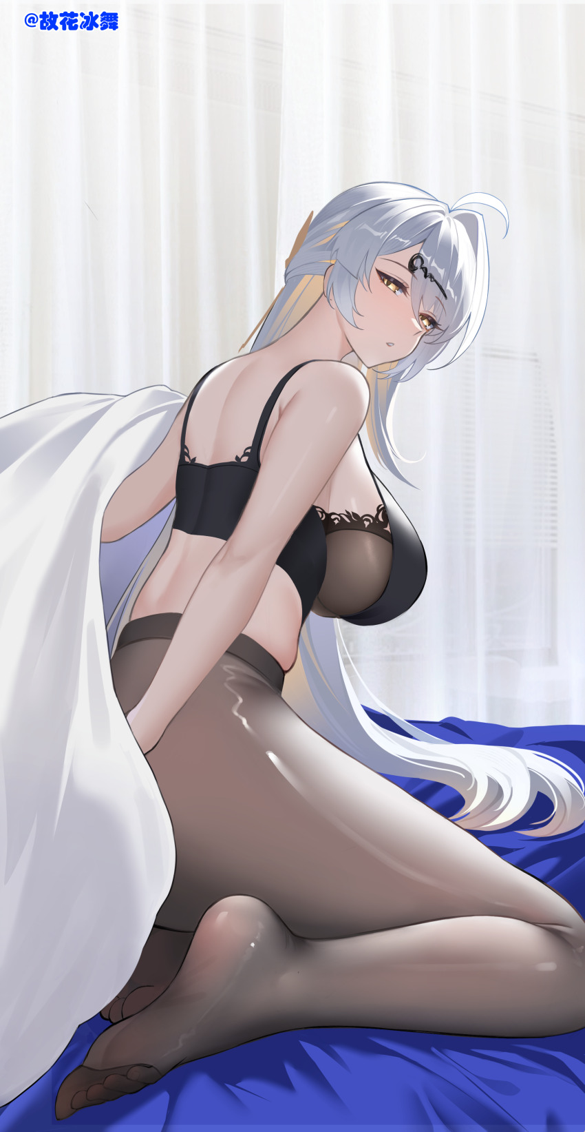 1girl absurdres bed bed_sheet black_bra blanket bra breasts chinese_commentary guhuabingwu highres holding holding_blanket large_breasts long_hair pantyhose underwear white_hair yellow_eyes yixuan_(zenless_zone_zero) zenless_zone_zero