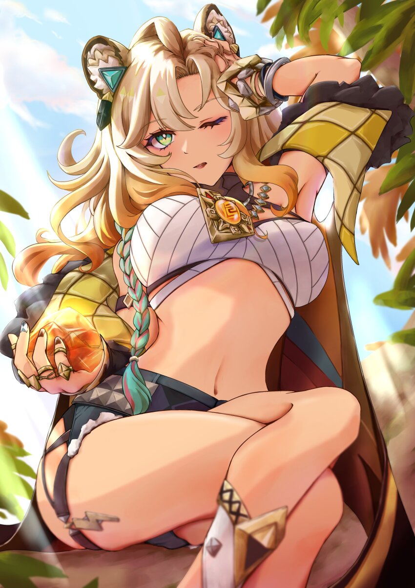 1girl absurdres animal_ear_fluff animal_ears black_shorts blonde_hair breasts chinchilla_ears chinchilla_girl crop_top genshin_impact geo_symbol_(genshin_impact) green_eyes hair_between_eyes high-waist_shorts highres jaguar_ears jaguar_girl jaguar_tail jewelry long_hair mayupika midriff multicolored_hair navel one_eye_closed shorts solo tail vision_(genshin_impact) xilonen_(genshin_impact)