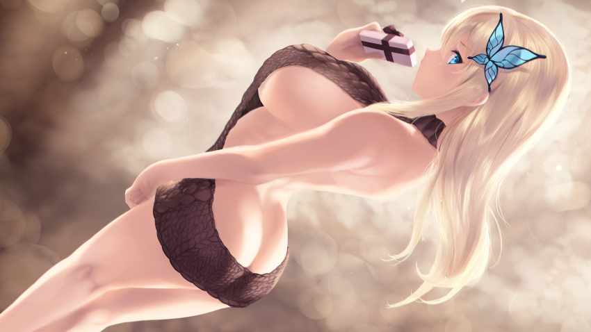1girl ass back blonde_hair blush boku_wa_tomodachi_ga_sukunai box breasts brown_dress butt_crack butterfly_hair_ornament cait_aron dress gift gift_box hair_ornament highres kashiwazaki_sena large_breasts long_hair looking_at_viewer looking_back meme_attire naked_sweater sideboob solo sweater sweater_dress thighs valentine virgin_killer_sweater
