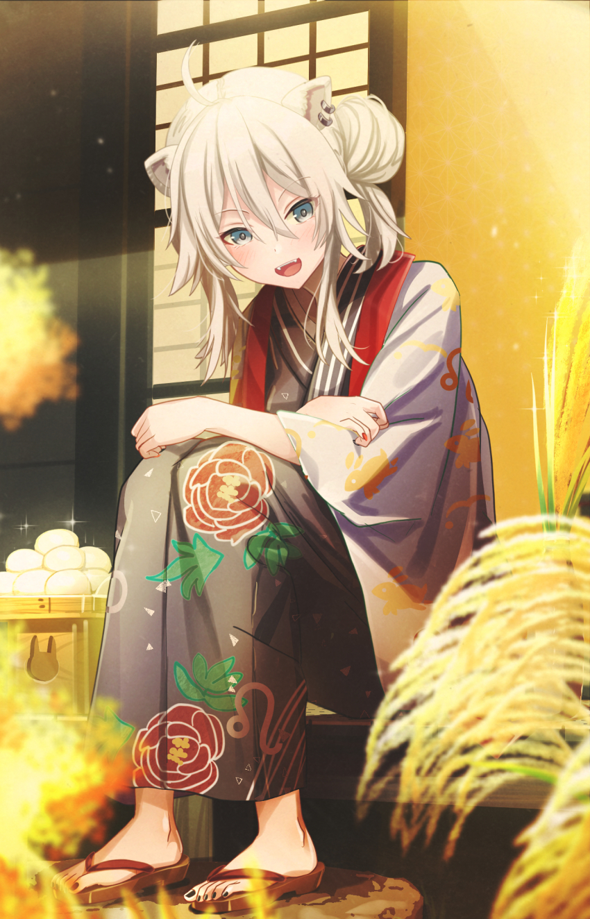 1girl aiuabo animal_ears aqua_eyes black_nails crossed_arms fox_ears hair_between_eyes highres japanese_clothes kimono open_mouth original sandals shoes sidelocks sitting solo virtual_youtuber white_hair wide_sleeves yukata zouri