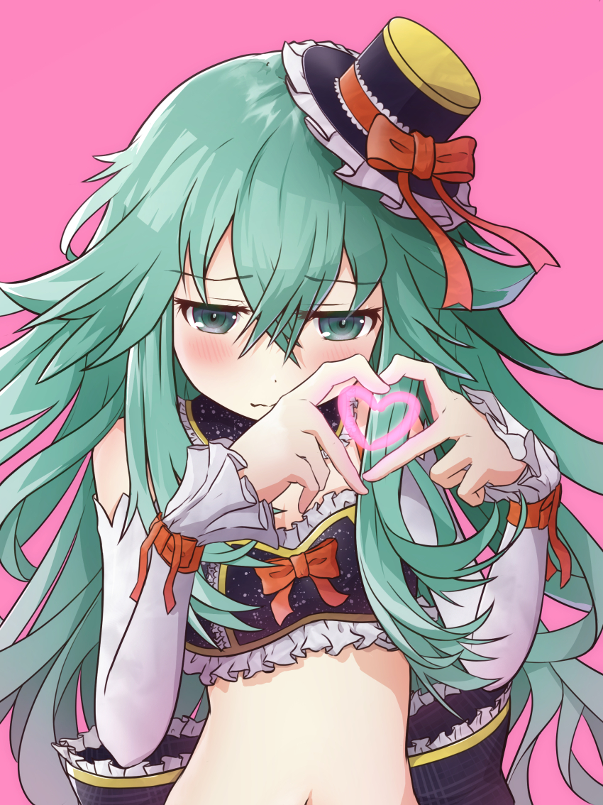 1girl absurdres alternate_costume blush daifuku_(fd0925fd0925fd) date_a_live detached_sleeves green_eyes green_hair hat heart heart_hands highres kyouno_natsumi long_hair midriff mini_hat mini_top_hat navel pink_background red_ribbon ribbon shy solo stomach top_hat