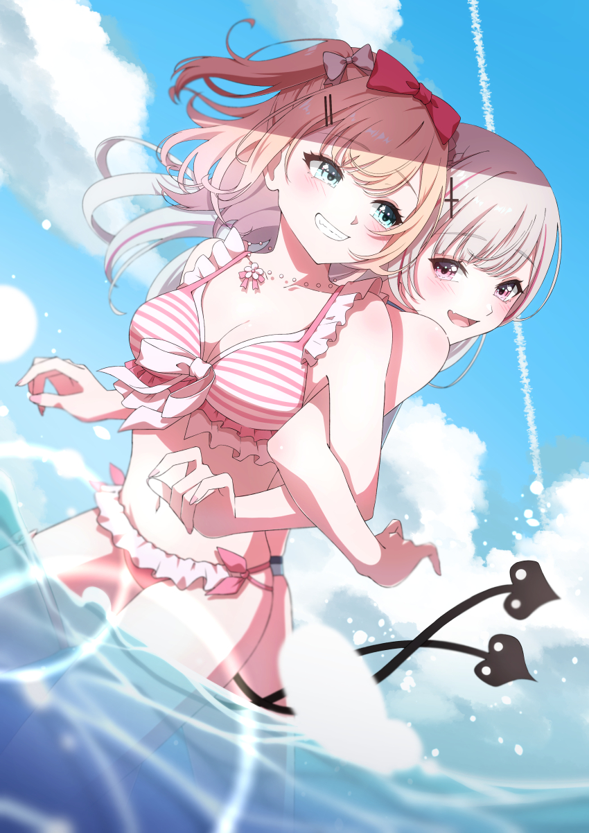2girls absurdres akashi_(4kc_27) asumi_sena asumi_sena_(summer_c102) back-to-back bikini blonde_hair blue_bikini blue_sky bow cloud cross_hair_ornament demon_tail fang frilled_bikini frills front-tie_bikini_top front-tie_top green_eyes grin hair_bow hair_ornament hairclip highres jewelry kurumi_noah kurumi_noah_(summer_c102) locked_arms long_hair looking_back multiple_girls navel necklace ocean official_alternate_costume one_side_up open_mouth pink_bikini pink_hair side-tie_bikini_bottom skin_fang sky smile swimsuit tail virtual_youtuber vspo! wading water white_hair