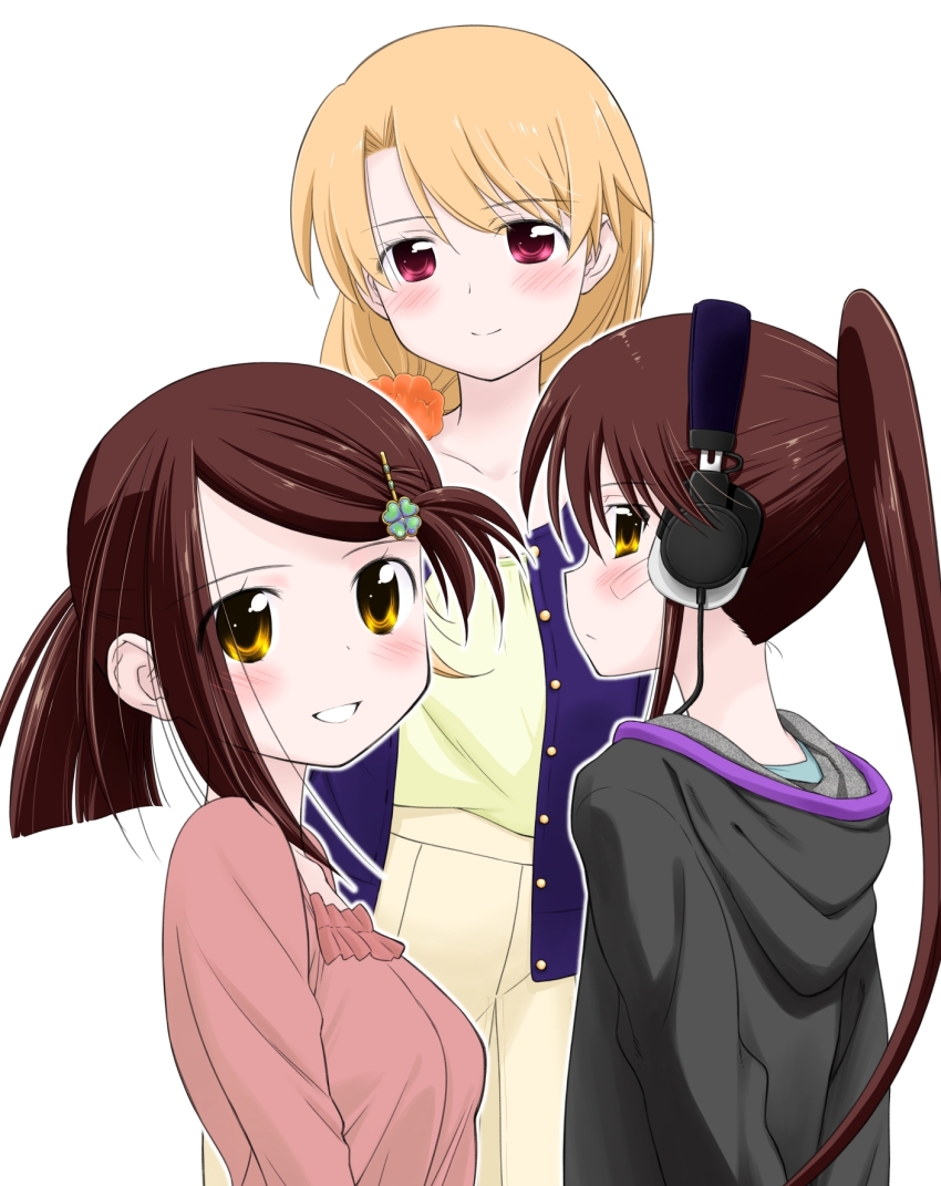 3girls blonde_hair blush brown_hair closed_mouth clover_hair_ornament collarbone ditama_bow hair_ornament headphones highres kiryuu_yuuzuki kissxsis looking_at_viewer multiple_girls official_art open_mouth ponytail siblings sisters smile suminoe_ako suminoe_riko teeth twins white_background yellow_eyes