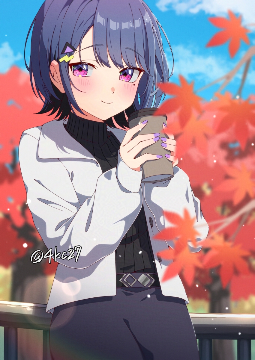 1girl akashi_(4kc_27) autumn_leaves belt blue_hair blurry blurry_foreground blush bokeh commentary_request cup day depth_of_field disposable_coffee_cup disposable_cup hair_ornament highres holding holding_cup jacket koshimizu_toru leaf long_sleeves looking_to_the_side maple_leaf mole mole_under_eye nail_polish nijisanji outdoors pink_eyes railing short_hair sky smile solo sweater virtual_youtuber
