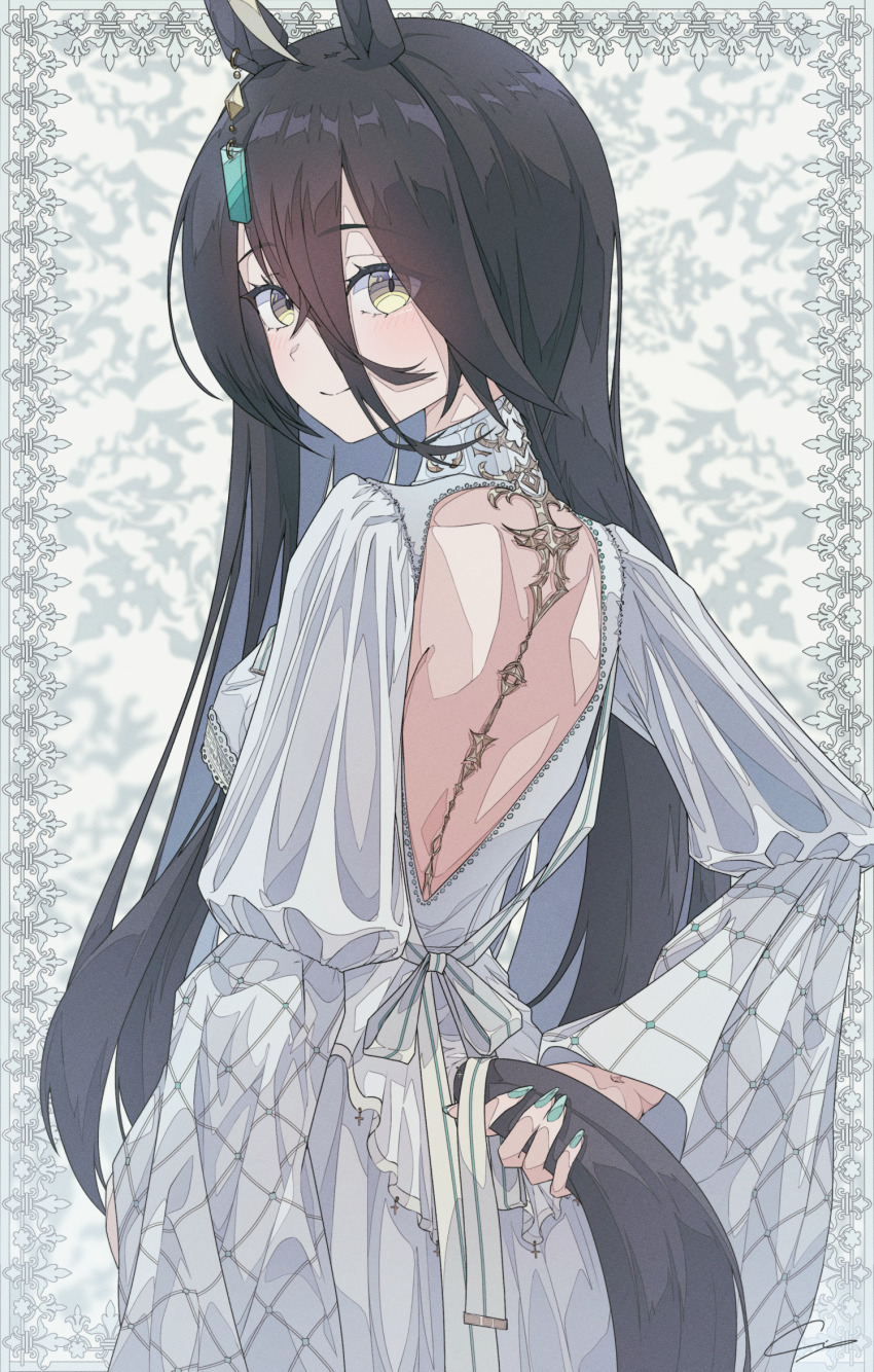 1girl animal_ears backless_outfit bare_back ci4 closed_mouth dress ear_ornament ear_tag earrings hair_between_eyes highres holding holding_own_tail horse_ears horse_girl horse_tail jewelry long_bangs long_hair long_hair_between_eyes long_sleeves manhattan_cafe_(umamusume) multicolored_hair ribbon single_earring smile solo split_mouth tail umamusume very_long_hair white_dress white_hair white_ribbon yellow_eyes