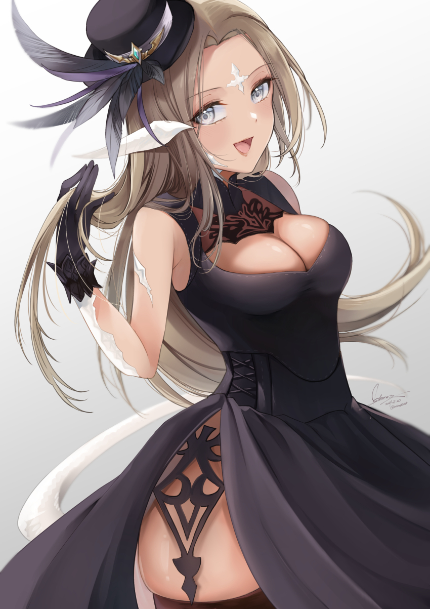 1girl au_ra black_dress black_gloves black_hat black_thighhighs breasts brown_hair cleavage cleavage_cutout clothing_cutout dated dragon_girl dragon_horns dragon_tail dress final_fantasy final_fantasy_xiv gloves grey_eyes hat hat_feather highres horns looking_at_viewer nanase_kokono open_mouth scales side_slit signature skindentation solo tail thighhighs twitter_username warrior_of_light_(ff14)