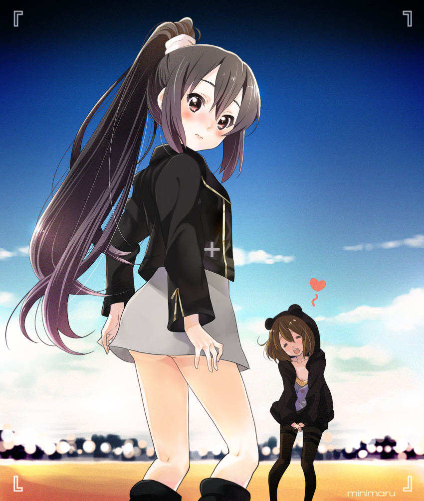 2girls 3: =_= alternate_hairstyle black_eyes brown_eyes brown_hair closed_eyes hair_between_eyes highres hirasawa_yui hood hoodie jacket k-on! long_hair minimaru miniskirt multiple_girls nakano_azusa pantyhose ponytail short_hair skirt