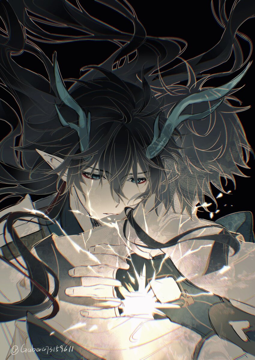 2boys aqua_eyes aqua_horns artist_name black_background black_gloves black_hair caelus_(honkai:_star_rail) chinese_commentary chromatic_aberration commentary_request dan_heng_(honkai:_star_rail) dan_heng_(imbibitor_lunae)_(honkai:_star_rail) dragon_horns eastern_dragon_horns eyeliner facing_away fingerless_gloves floating_hair from_behind gaber473159611 gloves glowing grey_hair hair_between_eyes highres honkai:_star_rail honkai_(series) horns hug long_hair makeup male_focus multiple_boys parted_lips pointy_ears red_eyeliner shirt short_hair sidelocks simple_background trailblazer_(honkai:_star_rail) twitter_username upper_body white_shirt