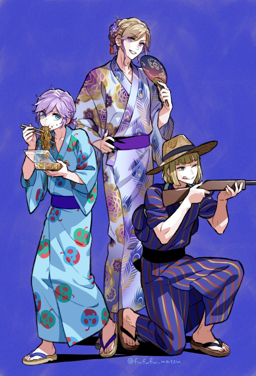 3boys blonde_hair blue_eyes blue_kimono commentary_request eating epel_felmier feather_print food funuyu green_eyes gun hand_fan hat highres holding holding_fan holding_gun holding_weapon japanese_clothes kimono male_focus multiple_boys noodles purple_background purple_eyes purple_hair purple_kimono rifle rook_hunt simple_background striped_clothes striped_kimono tongue tongue_out twisted_wonderland vil_schoenheit weapon