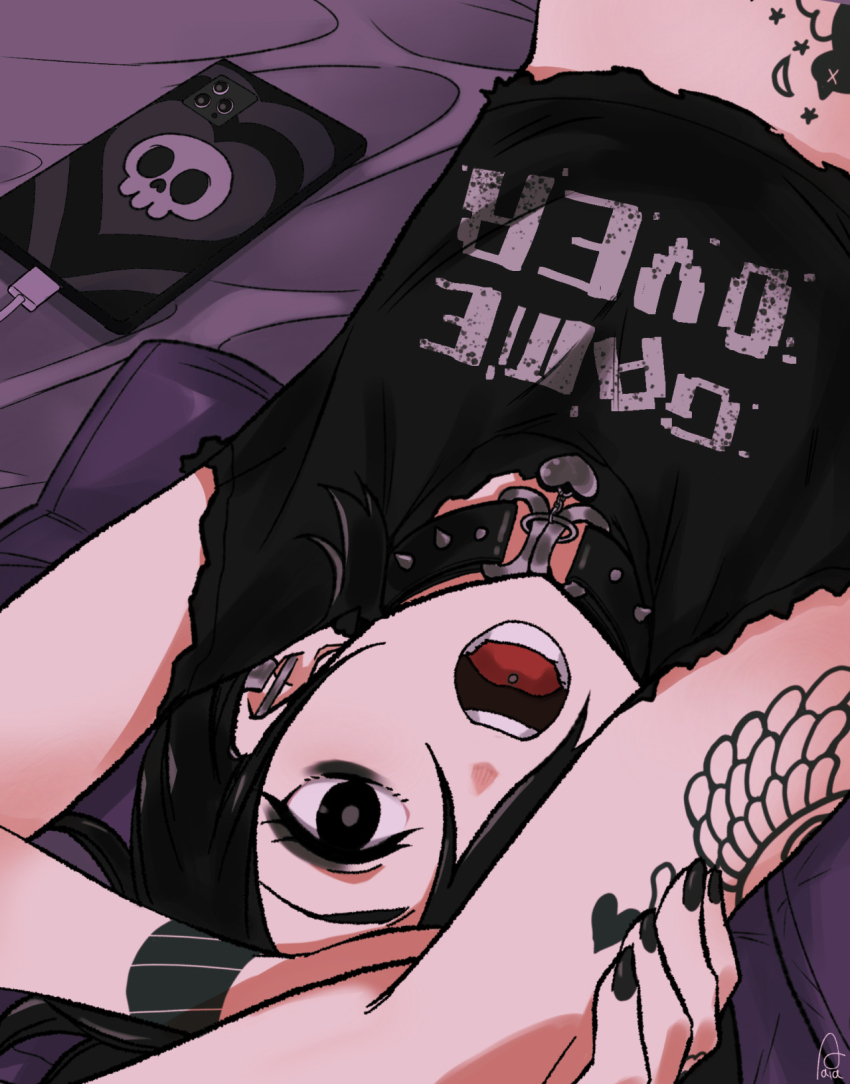 1girl arm_tattoo barbell_piercing black_eyes black_hair black_nails black_shirt cellphone charging_device crop_top ear_piercing fingernails highres industrial_piercing jewelry judy_(sushi_pizza_rrr) looking_at_viewer lying on_back open_mouth original phone piercing shirt skull smartphone solo stomach_tattoo sushi_pizza_rrr tattoo tongue_piercing upper_body upside-down
