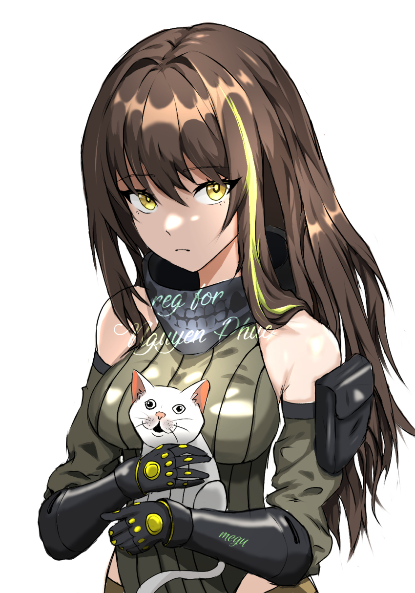 1girl arm_pouch armored_gloves bessu216 brown_hair cat detached_sleeves girls&#039;_frontline green_eyes highres long_hair m4a1_(girls&#039;_frontline) m4a1_(mod3)_(girls&#039;_frontline) multicolored_hair pouch simple_background solo streaked_hair upper_body white_background