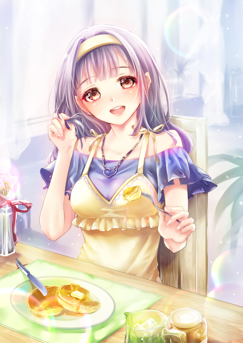 1girl :d bare_shoulders blunt_bangs breasts brown_eyes butter collarbone commentary_request cup dress drinking_glass earrings flower food fork hair_over_hairband hairband hane_segawa heart heart_necklace highres holding holding_fork indoors jewelry knife looking_at_viewer medium_breasts medium_hair necklace on_chair open_mouth original pancake placemat plate playing_with_own_hair purple_hair purple_shirt shirt short_sleeves sitting sleeveless sleeveless_dress smile solo stud_earrings syrup table teeth upper_teeth_only window wooden_chair wooden_table yellow_dress yellow_hairband