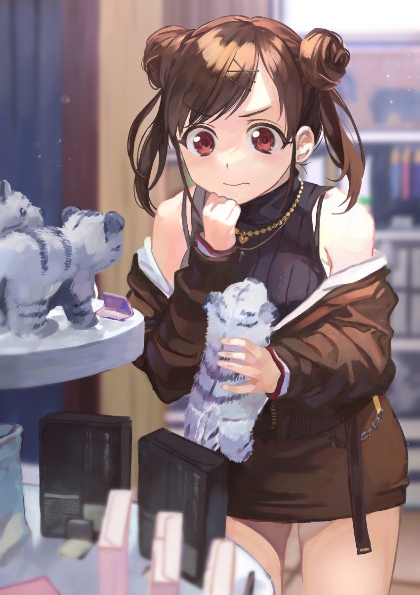 1girl armpit_crease black_sweater bra_strap breasts brown_hair brown_jacket brown_skirt double_bun hair_bun hair_ornament hairclip hand_on_own_chin highres holding holding_stuffed_toy idolmaster idolmaster_shiny_colors jacket jewelry medium_breasts miniskirt necklace off_shoulder otsudou parted_bangs red_eyes ribbed_sweater short_hair short_twintails skirt sleeveless sleeveless_sweater solo sonoda_chiyoko stuffed_toy sweater thinking twintails