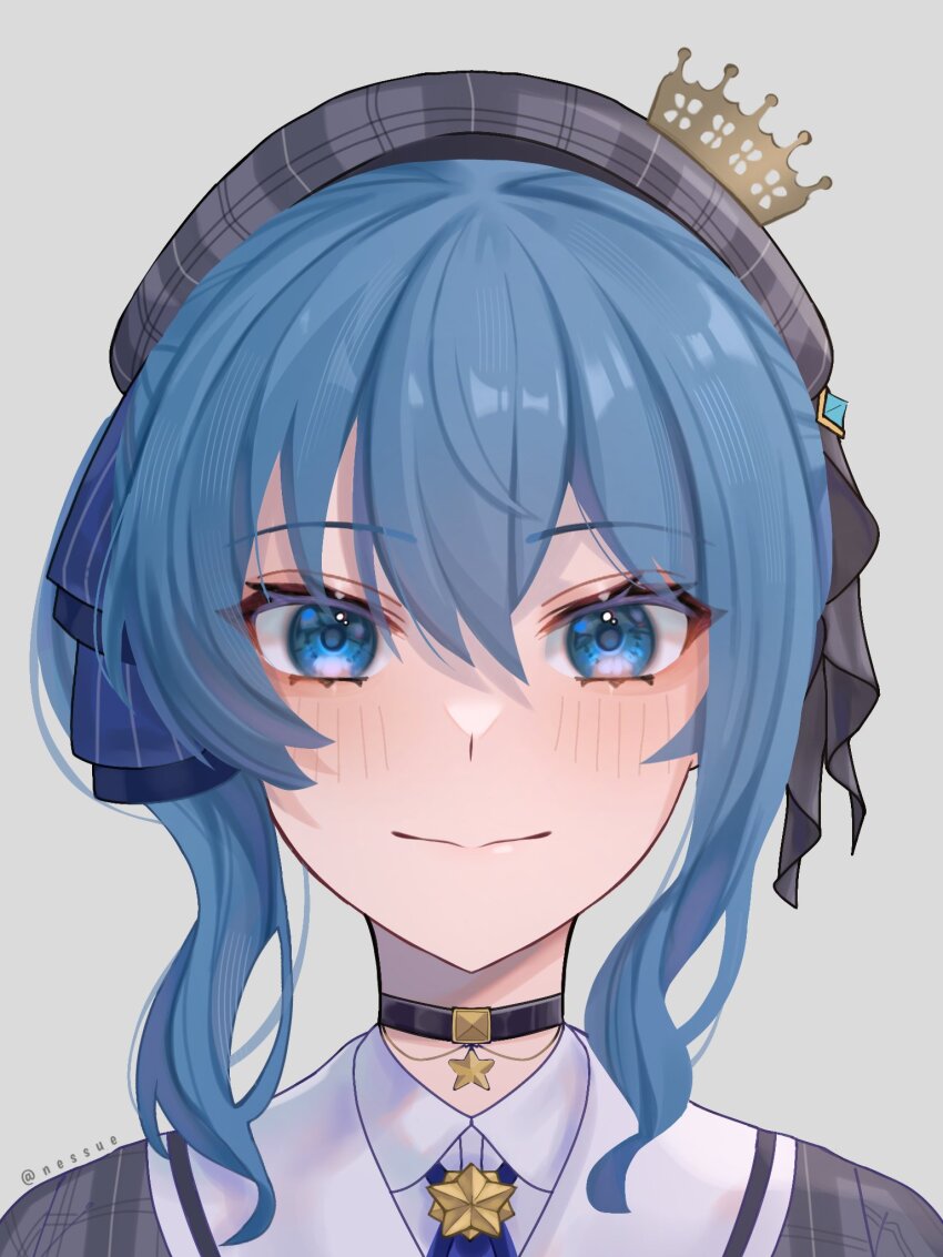 1girl beret black_choker blue_eyes blue_hair blush choker closed_mouth crown grey_background grey_hat hair_between_eyes hashtag-only_commentary hat highres hololive hoshimachi_suisei hoshimachi_suisei_(1st_costume) looking_at_viewer medium_hair mini_crown nessue plaid_hat portrait shirt simple_background smile solo star_(symbol) star_choker straight-on virtual_youtuber white_shirt