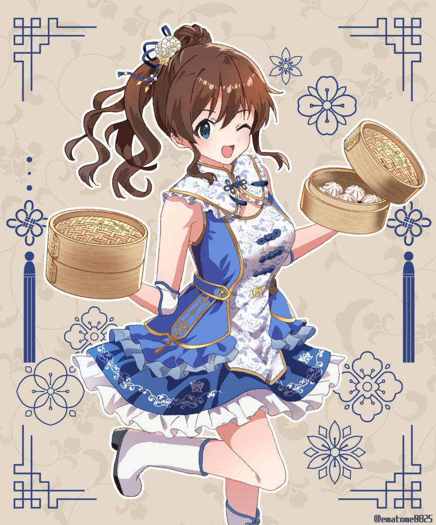 1girl artist_name bamboo_steamer basket birthday blue_dress blue_eyes blue_ribbon boots breasts brown_hair chinese_clothes cleavage_cutout clothing_cutout collared_dress dim_sum dot_nose dress elbow_sleeve feet_out_of_frame flower food frilled_dress frills hair_bun hair_flower hair_ornament hair_ribbon hands_up high_heel_boots high_heels highres hikono holding holding_bamboo_steamer idol idolmaster idolmaster_million_live! idolmaster_million_live!_theater_days layered_dress looking_at_viewer medium_breasts official_alternate_costume official_alternate_hairstyle one_eye_closed open_mouth ponytail ribbon satake_minako sidelocks sleeveless sleeveless_dress smile solo standing standing_on_one_leg tongue twitter_username w_arms wavy_hair white_boots white_flower