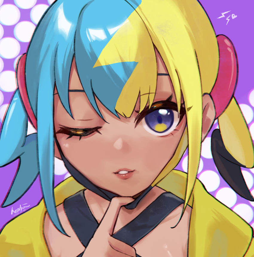 1girl blue_eyes canari_(pokemon) commentary eyelashes hand_up highres hoshizora_(hoxisola) jacket looking_at_viewer mask mask_pull mouth_mask multicolored_hair nintendo one_eye_closed pokemon pokemon_legends:_z-a portrait purple_background short_twintails smile solo teeth twintails yellow_jacket