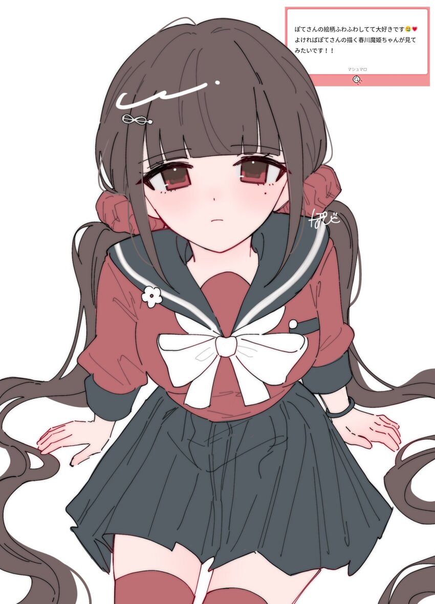 1girl black_sailor_collar black_skirt bow bowtie brown_hair danganronpa_(series) danganronpa_v3:_killing_harmony hair_ornament hair_scrunchie hairclip harukawa_maki highres long_sleeves mole mole_under_eye pleated_skirt pote_(pote_39) red_scrunchie red_shirt red_thighhighs sailor_collar scrunchie shirt simple_background sitting skirt solo thighhighs translation_request white_background white_bow white_bowtie