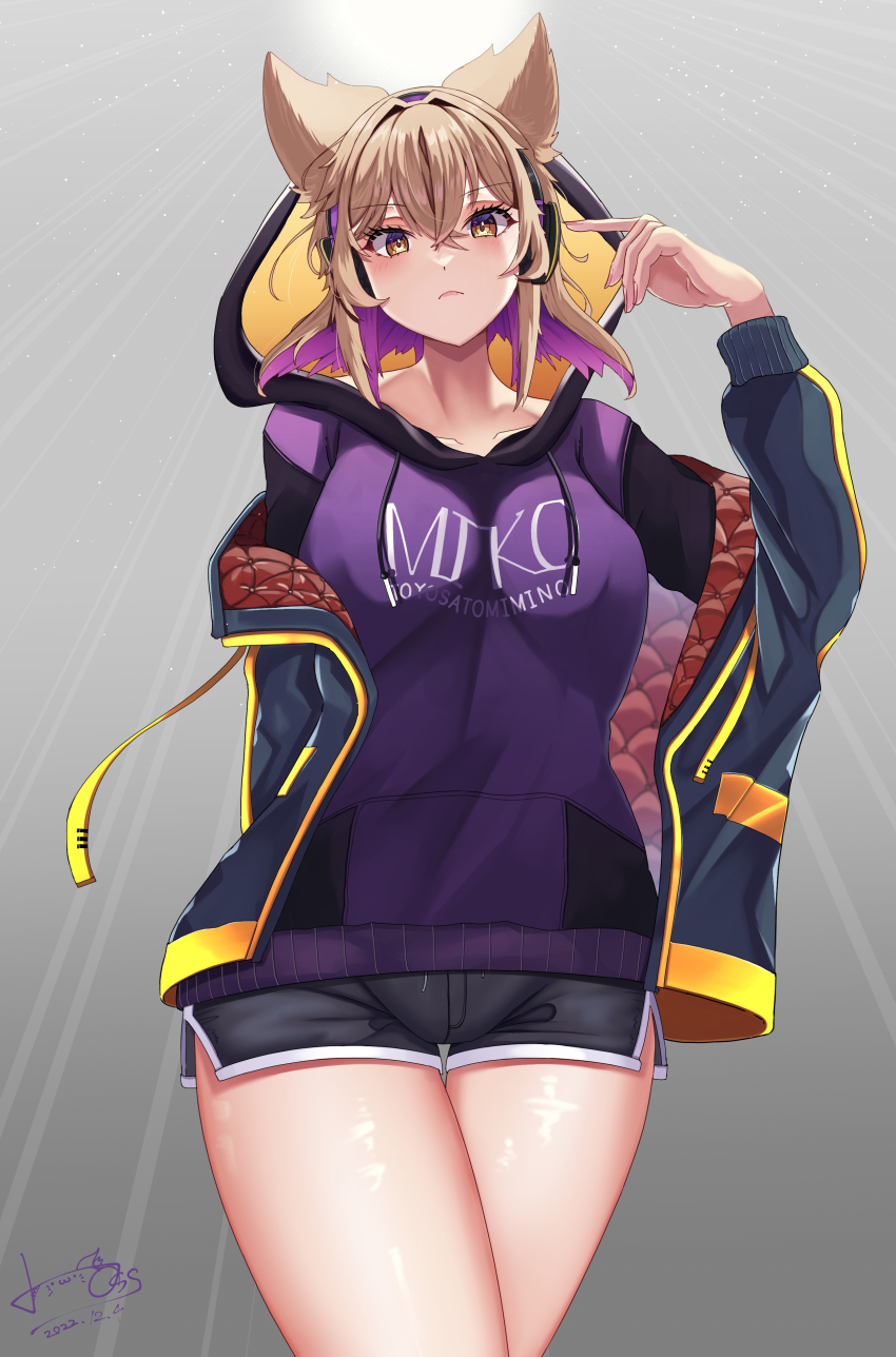 1girl absurdres alternate_costume black_hoodie black_shorts breasts brown_eyes brown_hair closed_mouth clothes_writing collarbone colored_inner_hair contemporary cowboy_shot drawstring gradient_background grey_background headphones highres hood hoodie hossy large_breasts long_sleeves looking_at_viewer multicolored_hair pointy_hair purple_hair purple_hoodie short_hair short_shorts shorts signature solo standing thighs touhou toyosatomimi_no_miko two-tone_hair