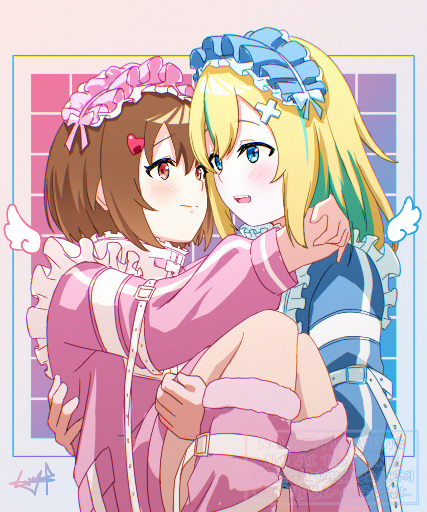2girls absurdres blonde_hair blue_eyes blue_jacket blush brown_hair carrying closed_mouth colored_inner_hair commentary green_hair heart heart-shaped_hair highres hug jacket jersey_maid kouzuki_mahiru leg_warmers long_hair looking_at_another maid maid_headdress multicolored_hair multiple_girls mutsuki_(mutsuki0110) open_mouth pink_jacket pink_leg_warmers princess_carry short_hair sidelocks signature symbol-only_commentary teeth unconventional_maid upper_teeth_only yamanouchi_kano yoru_no_kurage_wa_oyogenai yuri