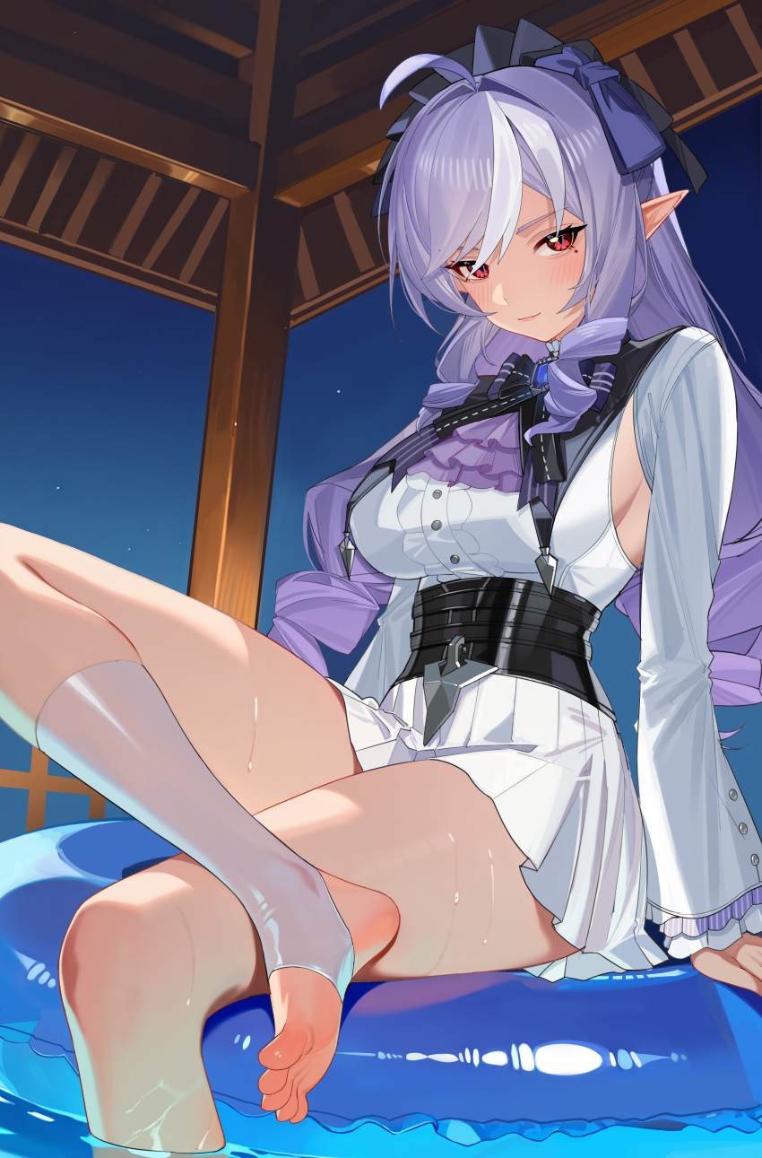 1girl absurdres adapted_costume ahoge ascot bare_legs bow breasts center_frills closed_mouth commentary_request dress feet figure_four_sitting frills hair_bow highres innertube kneehighs large_breasts legs light_blush long_hair long_sleeves looking_at_viewer mole mole_under_eye multicolored_hair night pointy_ears purple_ascot purple_bow purple_hair red_eyes shrug_(clothing) sidelocks sitting socks solo stirrup_legwear streaked_hair swim_ring thighs toeless_legwear toes very_long_hair vivian_(zenless_zone_zero) wet white_dress white_shrug white_socks yueyueyue_yao zenless_zone_zero