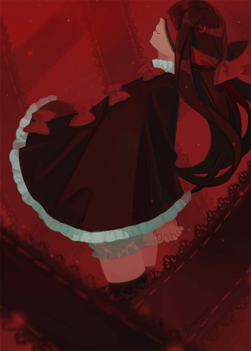 1girl araiyme black_cloak black_hair black_thighhighs blindfold bloomers blunt_bangs bow cloak closed_mouth commentary cowboy_shot crescent crescent_hair_ornament english_commentary hair_ornament highres lace lace-trimmed_blindfold maiden_and_spell own_hands_together red_background red_blindfold red_bow royal_arcanist sidelocks smile solo thighhighs underwear white_bloomers