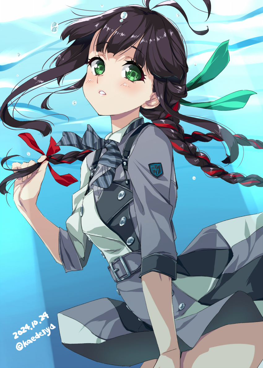 1girl 22/7 air_bubble antenna_hair artist_name belt belt_buckle black_hair bow bowtie braid braided_ponytail bubble buckle cowboy_shot dated diagonal-striped_bow diagonal-striped_bowtie diagonal-striped_clothes dress emblem from_side green_eyes green_ribbon grey_belt grey_bow grey_bowtie hair_ribbon highres holding holding_own_hair kisairo_kaede long_hair looking_at_viewer multicolored_dress parted_lips red_ribbon ribbon sidelocks solo striped_clothes underwater yagami_toa yes_to_no_no_aida_ni