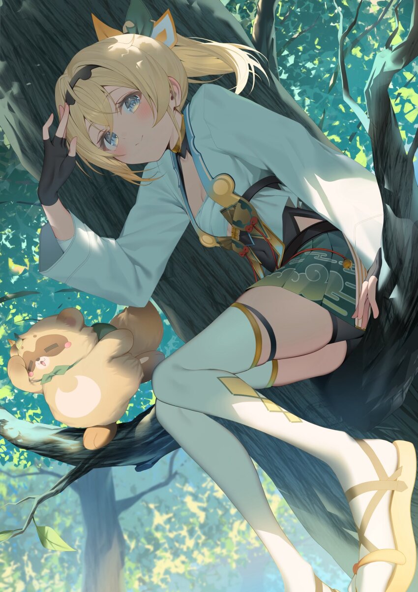 1girl ahoge aqua_eyes black_gloves black_hairband black_shorts blonde_hair bow breasts chest_sarashi cleavage closed_mouth clothing_cutout commentary_request covered_navel crossed_bangs day double-parted_bangs egasumi fingerless_gloves gloves green_hakama green_skirt hair_between_eyes hair_bow hairband hakama hakama_short_skirt hakama_skirt hand_up high-waist_shorts highres hip_vent hololive japanese_clothes kazama_iroha kazama_iroha_(1st_costume) kimono looking_at_viewer miniskirt outdoors pokobee ponytail ryuya sandals sarashi short_hair shorts shorts_under_skirt sitting_on_branch skin_tight skirt smile solo tabi thighhighs tree virtual_youtuber white_kimono white_thighhighs zouri