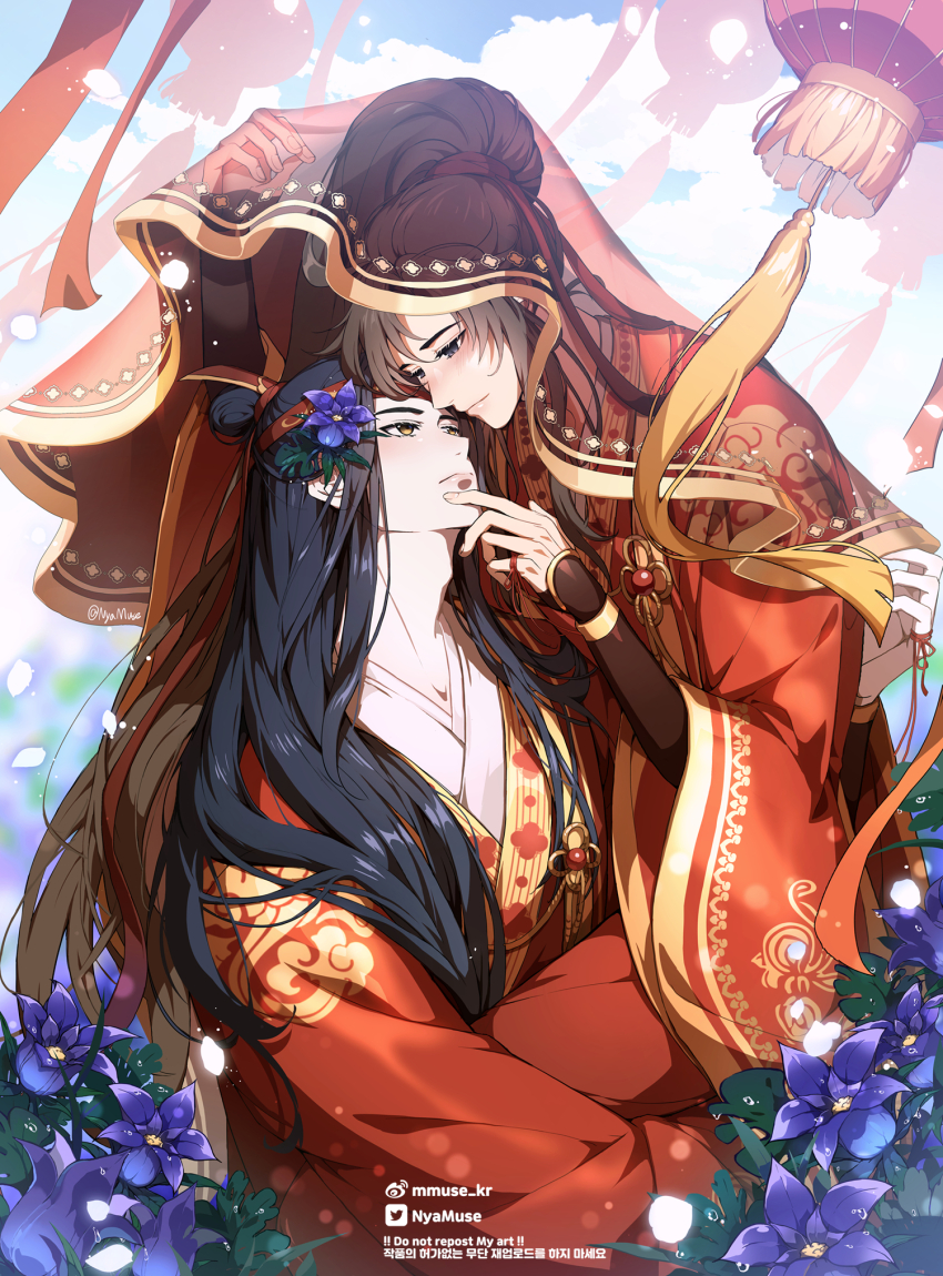 2boys artist_name bishounen black_eyes black_hair blue_sky blush brown_eyes brown_hair carrying chinese_clothes chinese_knot closed_mouth cloud cloud_print commentary_request day eye_contact eyelashes flower flower_request gold_trim hair_between_eyes hair_bun hair_flower hair_ornament hair_ribbon hand_on_another&#039;s_face hand_up headband high_ponytail highres imminent_kiss lan_wangji lantern long_hair long_sleeves looking_at_another looking_up male_focus modao_zushi multiple_boys muse_(rainforest) outdoors paper_lantern parted_bangs ponytail purple_flower red_headband red_ribbon red_robe red_veil ribbon robe sidelocks single_hair_bun sky tassel twitter_logo twitter_username veil very_long_hair watermark wei_wuxian weibo_watermark wide_sleeves xiangyun xiao_guan_(headdress) yaoi