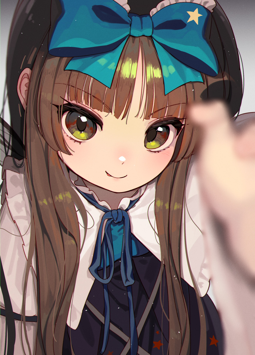 1girl :p absurdres arm_up blue_bow blue_ribbon blunt_bangs blurry blurry_foreground bow brown_eyes brown_hair close-up commentary_request depth_of_field frilled_bow frilled_shirt_collar frills gradient_background green_eyes grey_background hair_bow highres housulu light_blush long_hair looking_at_viewer outstretched_arm perspective ribbon sidelocks simple_background solo star_(symbol) star_print star_sapphire tongue tongue_out touhou tsurime upper_body upturned_eyes v-shaped_eyebrows