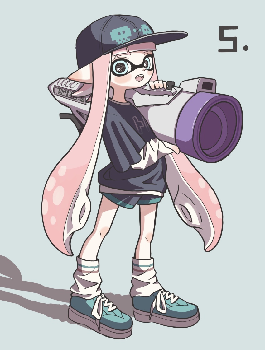 1girl absurdres baseball_cap black_hat black_shirt black_shorts blue_background commentary green_shoes gun hat highres holding holding_gun holding_weapon inkling inkling_girl inkling_player_character leg_warmers long_hair looking_at_viewer nintendo open_mouth osakanagumi11 pink_hair pointy_ears print_hat print_shirt s-blast_(splatoon) shadow shirt shoes shorts simple_background smile solo splatoon_(series) splatoon_3 star-shaped_pupils star_(symbol) symbol-shaped_pupils teeth tentacle_hair upper_teeth_only very_long_hair weapon