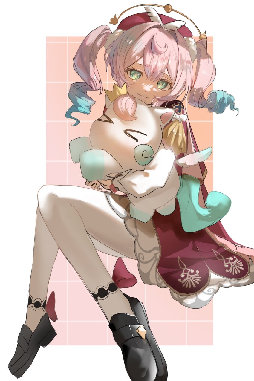 &gt;_&lt; 1girl animal aqua_eyes aqua_hair beret black_shoes border chimera_(honkai:_star_rail) dress hat highres holding holding_animal honkai:_star_rail honkai_(series) hyacine_(honkai:_star_rail) looking_at_viewer medium_hair multicolored_hair na4o_x pantyhose pink_background pink_hair red_dress shoes smile twintails two-tone_hair white_border white_pantyhose